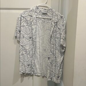 Men's Casual White Floral Button-Down Shirt